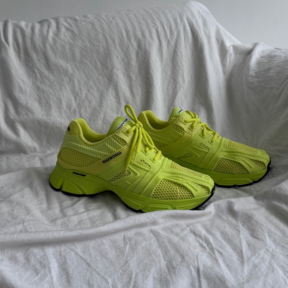 Balenciaga Sneakers - Picture 9 of 11